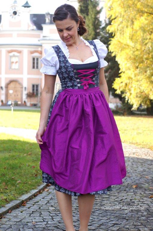 Dirndl Stoff lauraundben Tracht Almvolk Heidi Alm Mädchen