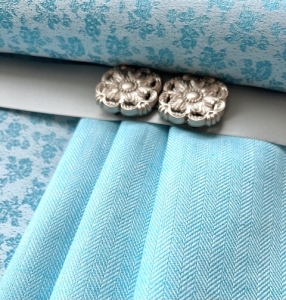 Jacquard-Dirndl-Stoffpaket-monochrom-trkis-Nina