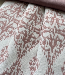 Jacquard-Dirndl-Stoff---knitterfrei--Ornamentmuster---altrosa-creme---200-cm
