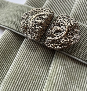 Breitcord-Trachtenrock-mit-Trachtengrtel---pistazie