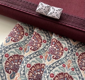 Gobelin-Dirndl-Stoffpaket-Spenzer-Rock-Bernadette