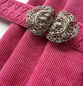 Breitcord-Trachtenrock-mit-Trachtengrtel---himbeere