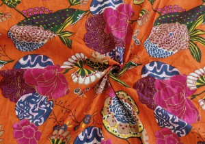 Baumwollstoff---Indien----blockprint-Handdruck-Blumen-dunkel-orange-pink-blau---50-cm