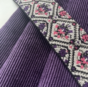 Breitcord-Trachtenrock-mit-Gummibund---aubergine-lila