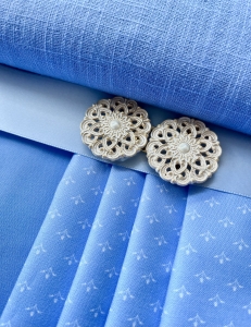 Kinder-Dirndl-Stoffpaket-Theresia-himmelblau