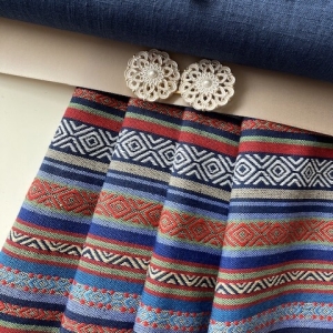 Jacquard-Stoffpaket-Spenzer-Rock-Querstreifen-Tanja