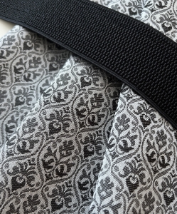 Jacquardrock-mit-Gummibund---schwarz