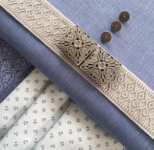 Wollsatin-Jacquard-Dirndl-Stoffpaket-Katrin