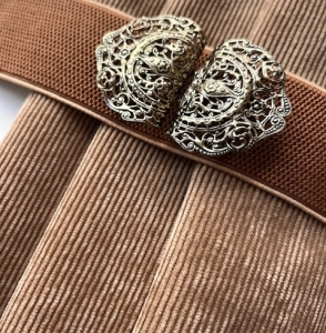 Breitcord-Trachtenrock-mit-Trachtengrtel---cognac