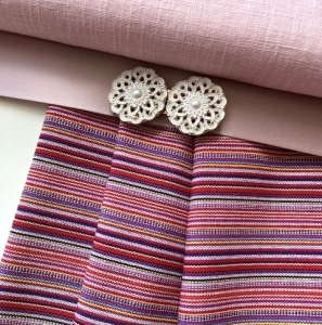 Jacquard-Dirndl-Stoffpaket-Spenzer-Rock-Querstreifen-Heidi-