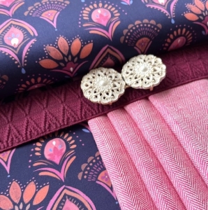 Dirndl-Stoffpaket-Larissa