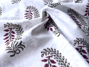 Baumwollstoff---Indien----blockprint-Handdruck-Blumen---50-cm