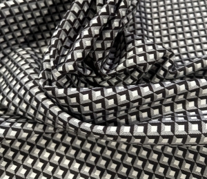 Italienischer-Stretch-Jacquard---Dirndlstoff--gewebt----schwarz-wei---50-cm