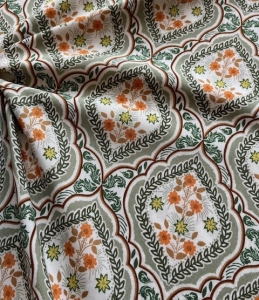 Reststck-Viskosestoff---Blumen-----185-cm
