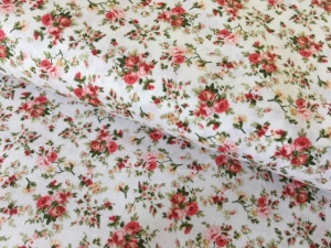 Baumwollstoff---Rosen----creme---50-cm