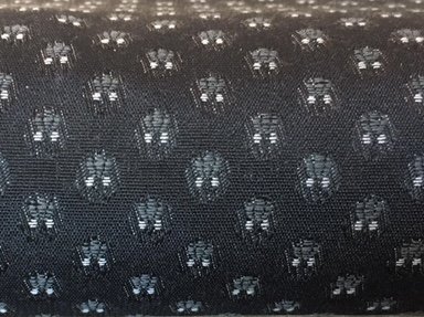 Bild 1 von Reststück Jacquard Stoff Trachten Dirndl  - knitterfrei - Blume klein - schwarz -180 cm