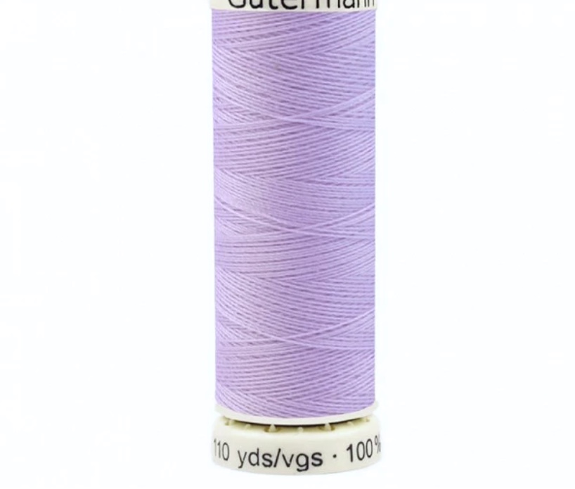 Bild 1 von Gütermann universal Polyester Nähgarn - 100m Spule - Farbe 442 flieder lavender fog 
