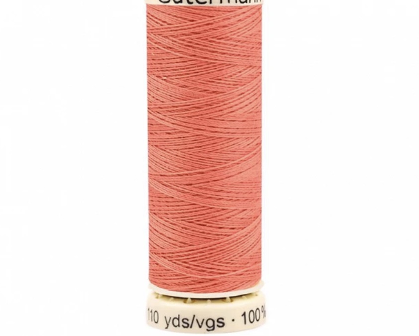 Bild 1 von Gütermann universal Polyester Nähgarn - 100m Spule - Farbe 80 fusion coral