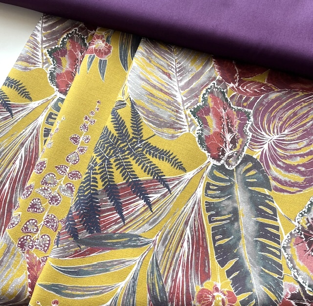 Bild 1 von Trachten Dirndl Stoff - knitterarm - Blumen Blätter groß - senfgelb aubergine - 200cm