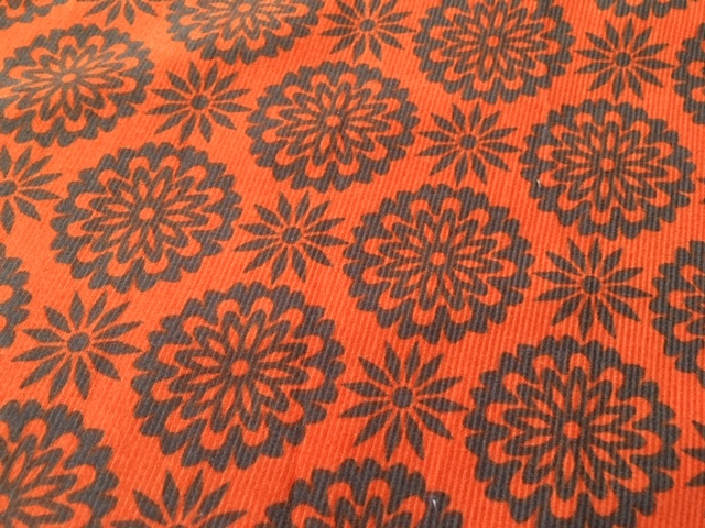 Bild 1 von Reststück Feincord / Samt  Samtcord - Blumen orange kupfer braun - 140 cm