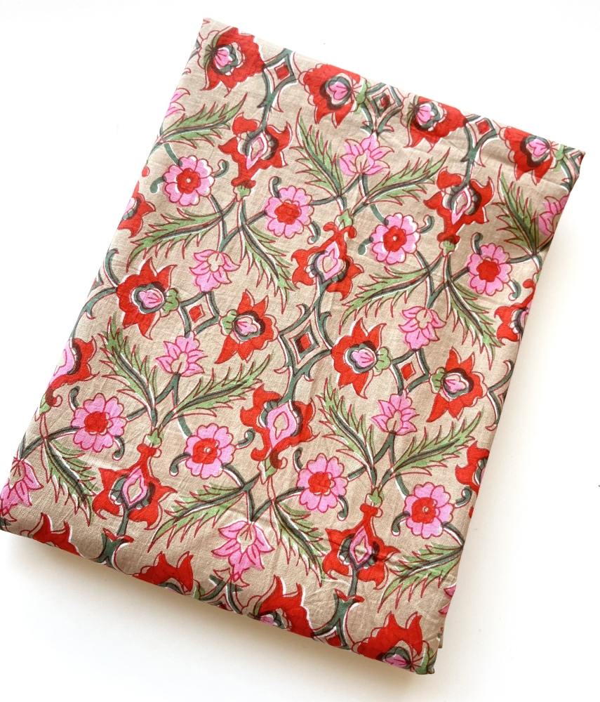 Bild 1 von Reststück Baumwollstoff - Indien  - blockprint Handdruck Blumen - 145 cm