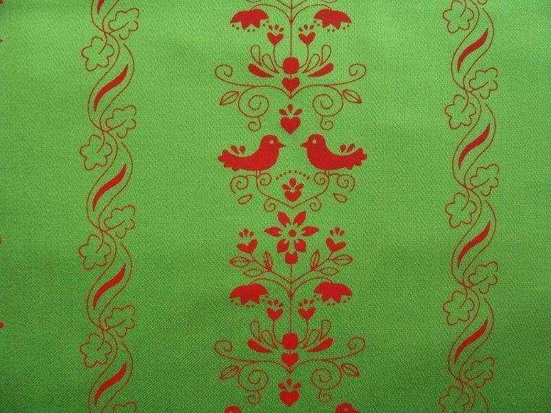 Bild 1 von Reststück Dirndl Stoff Baumwollsatin Vogel Blumen  - grün rot - 80 cm
