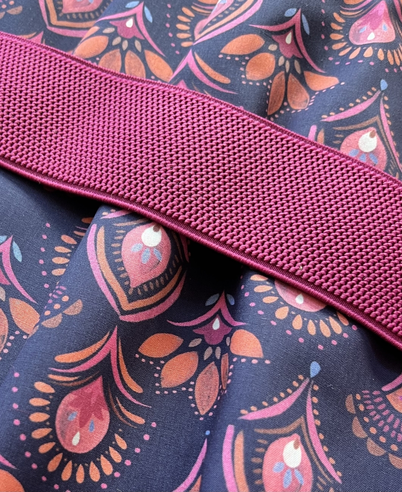 Bild 1 von Gummiband für Trachtengürtel - beere - 5 cm  - Dirndlgürtel elastisch