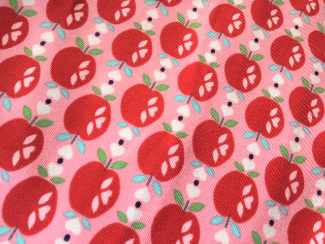 Bild 1 von Reststück Stretchjersey Stoff - Äpfel rosa rot - 140 cm