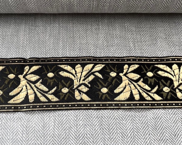 Bild 1 von Borte Jacquardband Goblin Zierborte - schwarz gold lurex- 4 cm breit  3 Meter