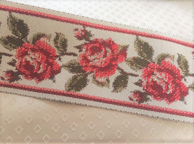 Bild 1 von Reststück Borte Jacquardband Goblin Zierborte - rot weinrot grün - 6 cm breit  230cm