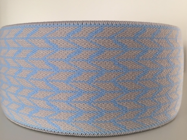 Bild 1 von Gummiband für Trachtengürtel - 4,5 cm  - hellblau hellgrau Dirndlgürtel elastisch gewebt