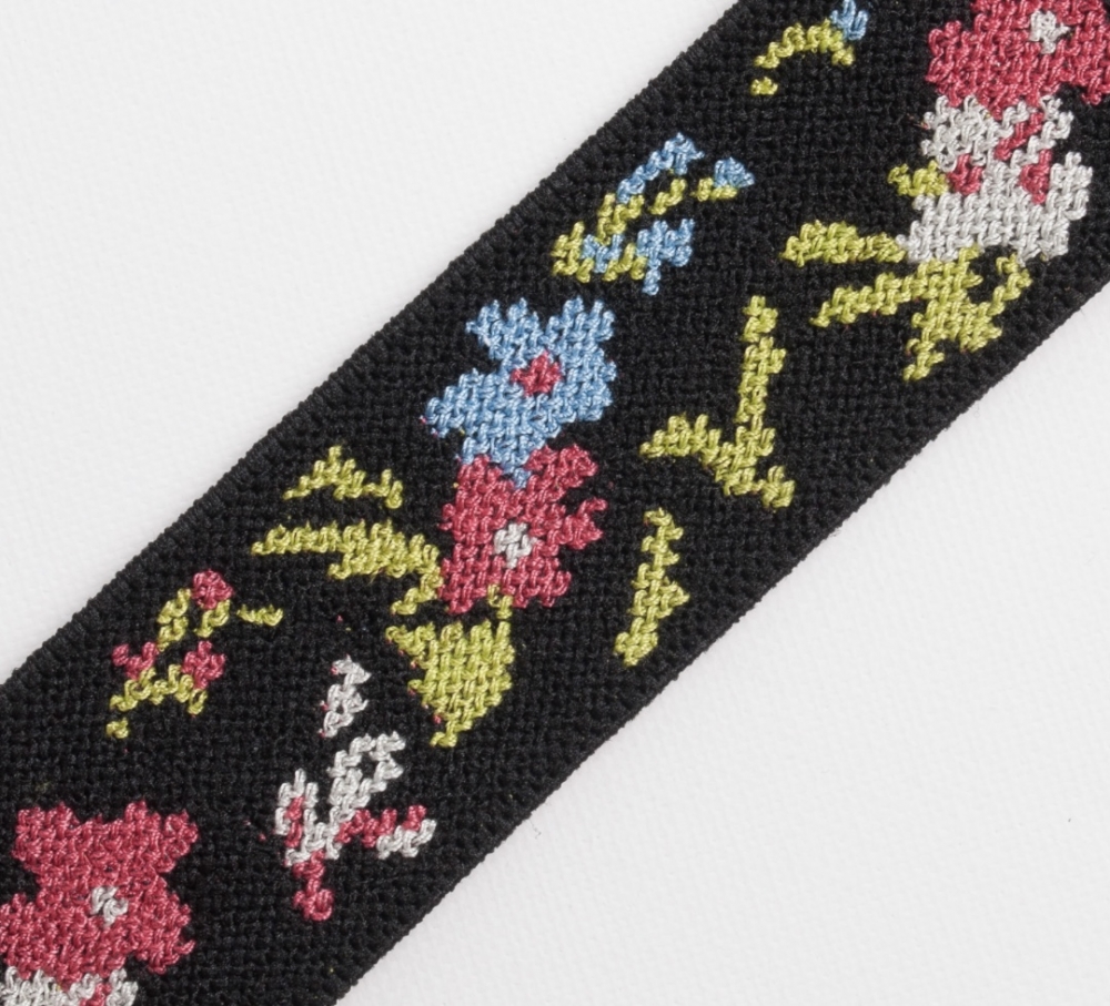 Bild 1 von Reststück Gummiband für Trachtengürtel - 4 cm  - Blumen Dirndlgürtel elastisch  130cm