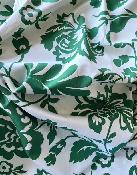 Bild 1 von Italienischer Baumwollstoff Popeline - grosse Blumen   -  cremeweiß grün - 50 cm
