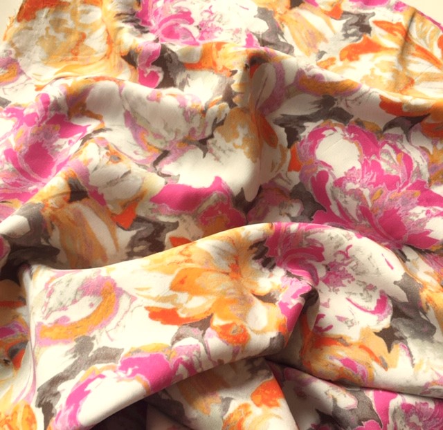 Bild 1 von Reststück Viskosestoff - Blumen  creme beige beere orange -  390 cm