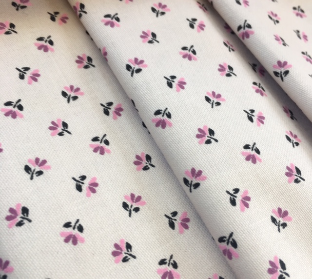 Bild 1 von Reststück Dirndl Stoff Baumwollsatin kleine Blumen - creme - 80 cm
