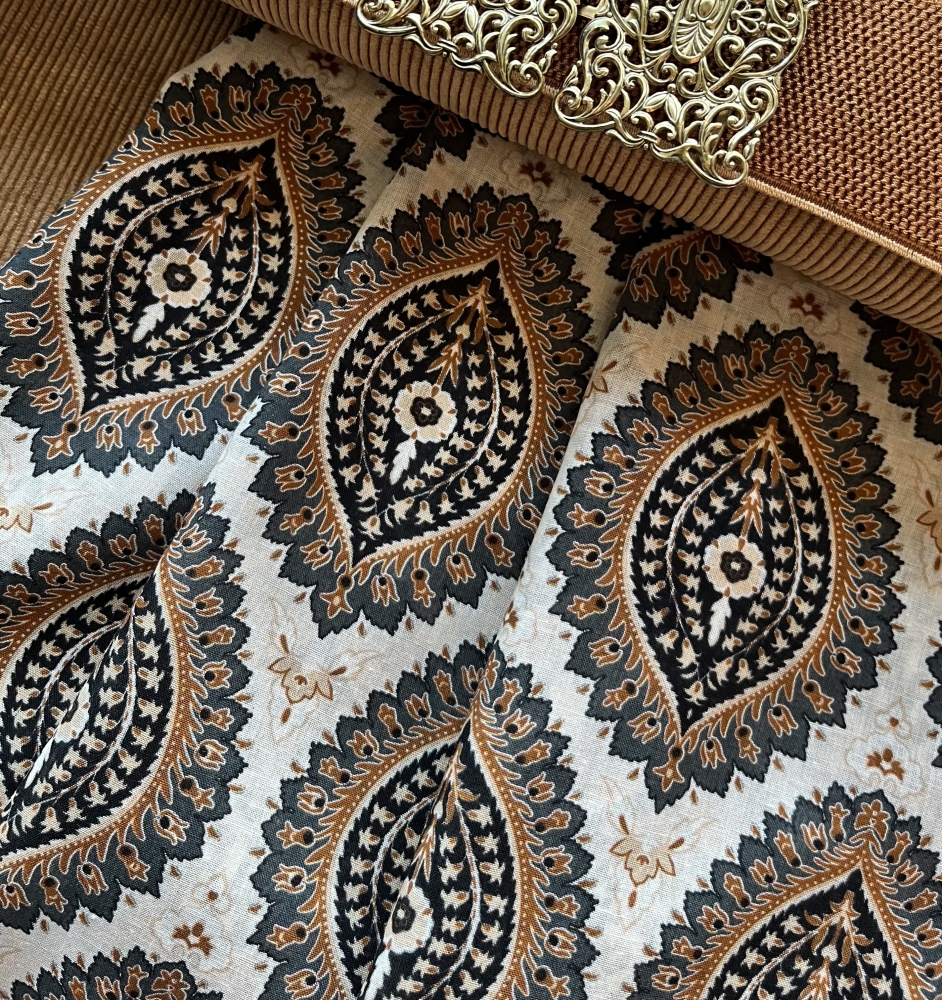 Bild 1 von Italienischer Voile - Paisley Druck - creme cognac  - 100 cm