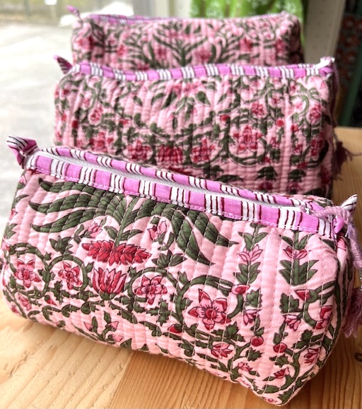 Bild 1 von Kosmetiktasche Beautybag - Handdruck Stoff Indien - in 3 Größen  / (Größe ) M