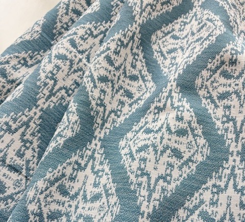 Bild 1 von Jacquard Dirndl Stoff Rauten - knitterfrei - Ornamentmuster - altblau creme - 190 cm