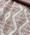 Bild 3 von Jacquard Dirndl Stoff Rauten - knitterfrei- Ornamentmuster - altrosa creme - 180 cm