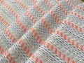 Reststück Jacquard Bänder -Mischgewebe -knitterarm - Streifen quer - creme pfirsich grau 180 cm