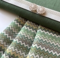 Bild 3 von Gobelin Jacquard - Dirndlstoff  gewebt  Zackenmuster  - Grüntöne   - 180 cm