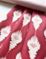 Bild 2 von Trachten Dirndl Stoff - knitterarm - geometrisches Muster - rot creme rosa  - 100 cm
