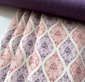 Bild 1 von Reststück Canvas Stoff - Ornamentmuster - geometrisches Muster - creme lila  - 110cm