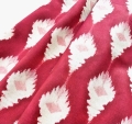 Bild 4 von Trachten Dirndl Stoff - knitterarm - geometrisches Muster - rot creme rosa  - 100 cm