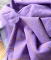 Bild 2 von Baumwollstoff - Indien  - handloom bestickt lila mit goldgelben Kantha Streifen - 160 cm