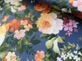 Bild 4 von Reststück Dirndlstoff Trachten Canvas Rosen Blumendruck blau - 50 cm
