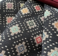 Bild 3 von Gobelin Jacquard - Dirndlstoff  gewebt  - schwarz multicolor   - 180 cm
