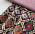 Bild 1 von Gobelin Jacquard - Dirndlstoff  gewebt - schwarz multicolor- 190 cm