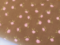 Reststück Feincord / Samt Samtcord - Blumen taupe rosa grün - 76 cm