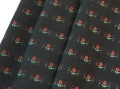 Jacquard - Dirndlstoff Johanna gewebt Blumen  - knitterfrei- schwarz rot grün - 50 cm